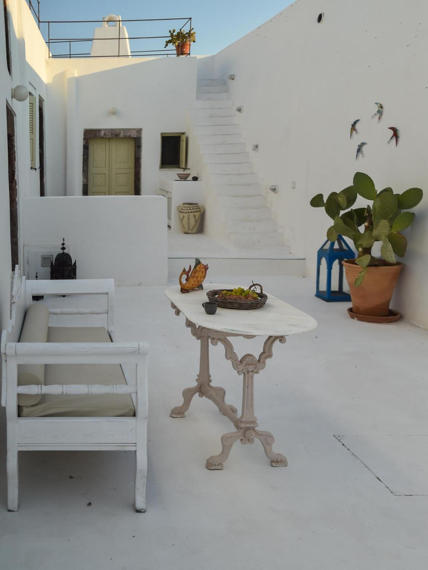 Art Canava Luxury Villas Fira  Exterior photo