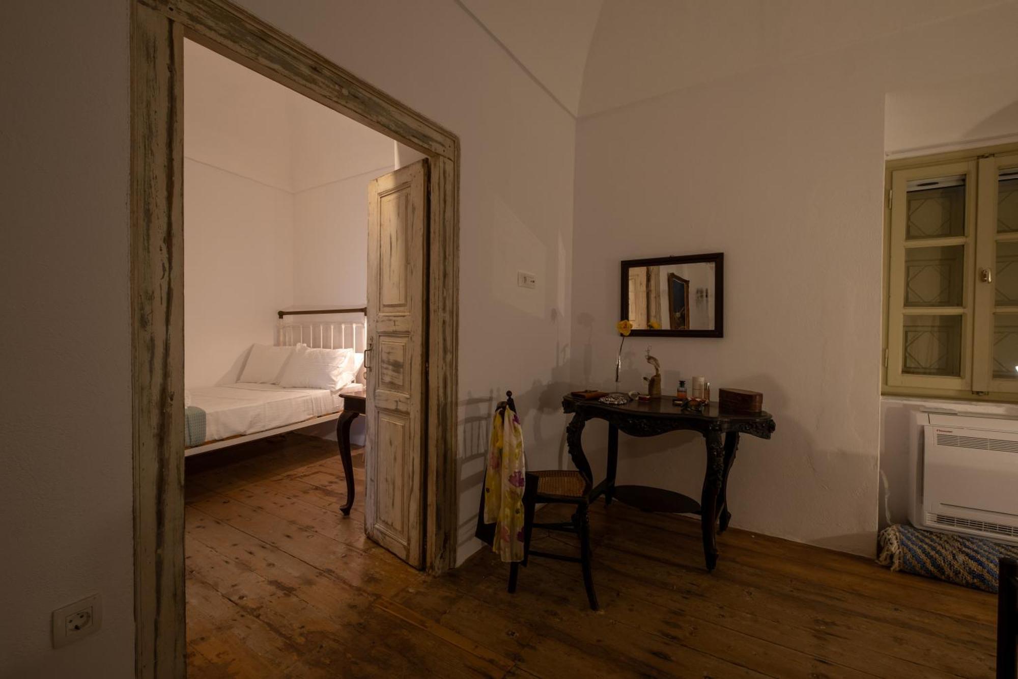Art Canava Luxury Villas Fira  Exterior photo